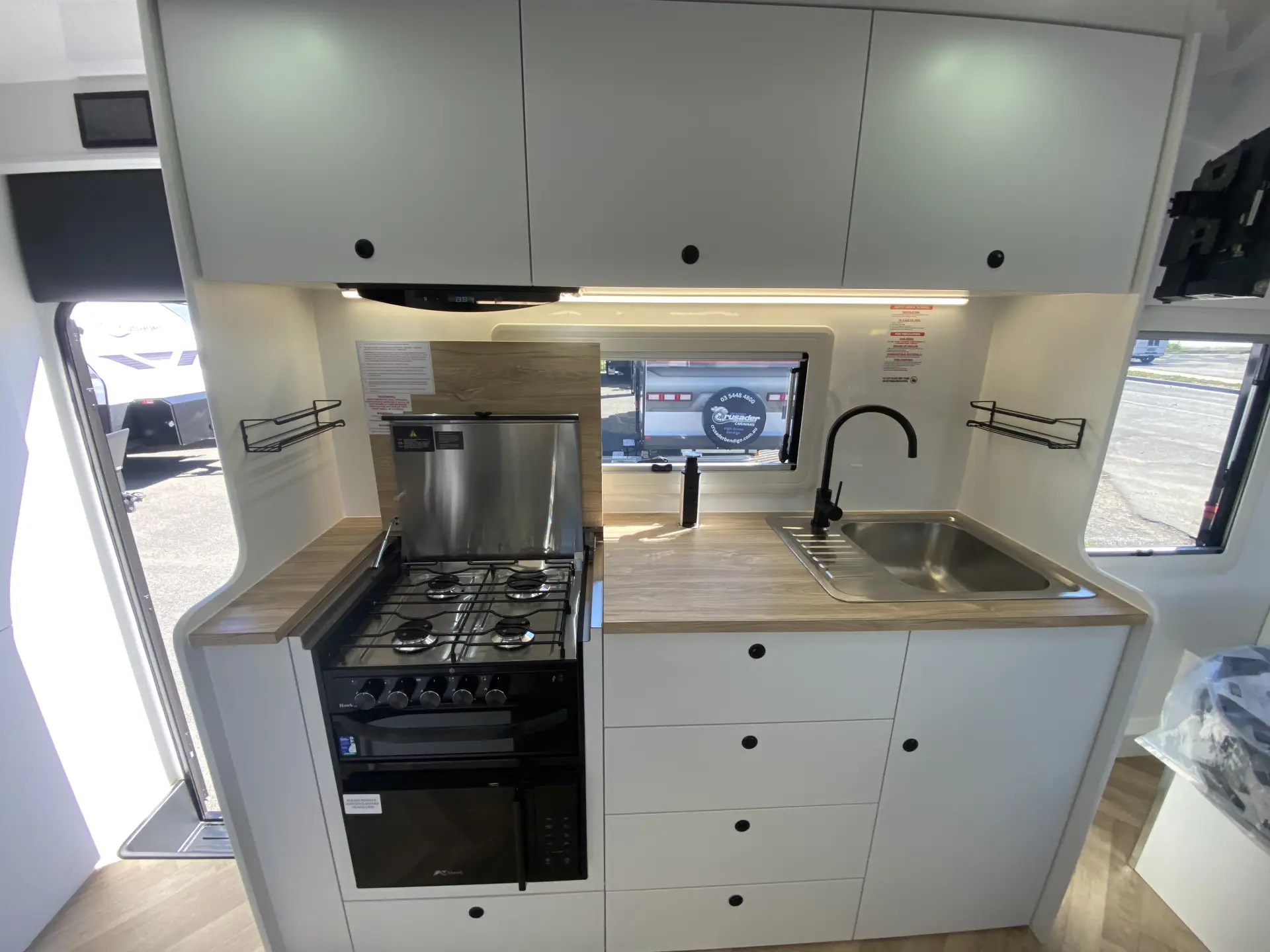 19 Series SuperX Caravan Image
