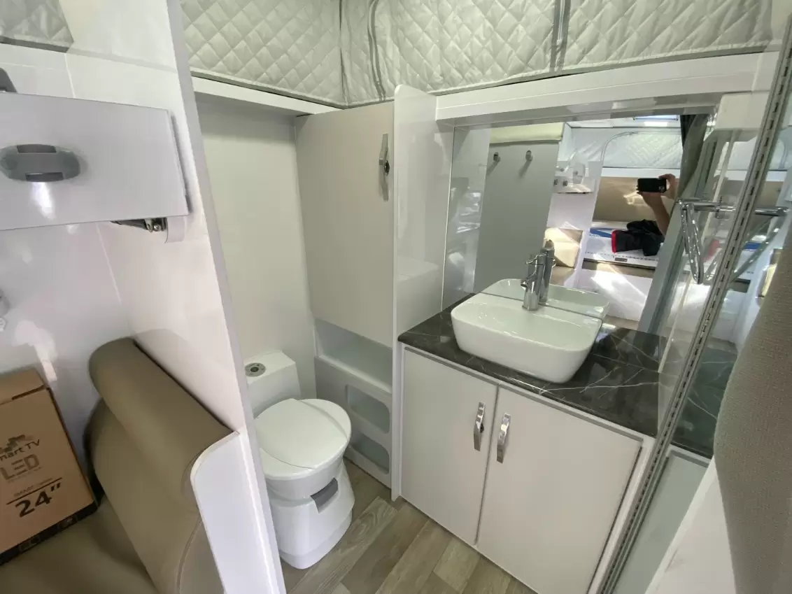 NEW 2025 SNOWY RIVER SRH16F 1 BUNK