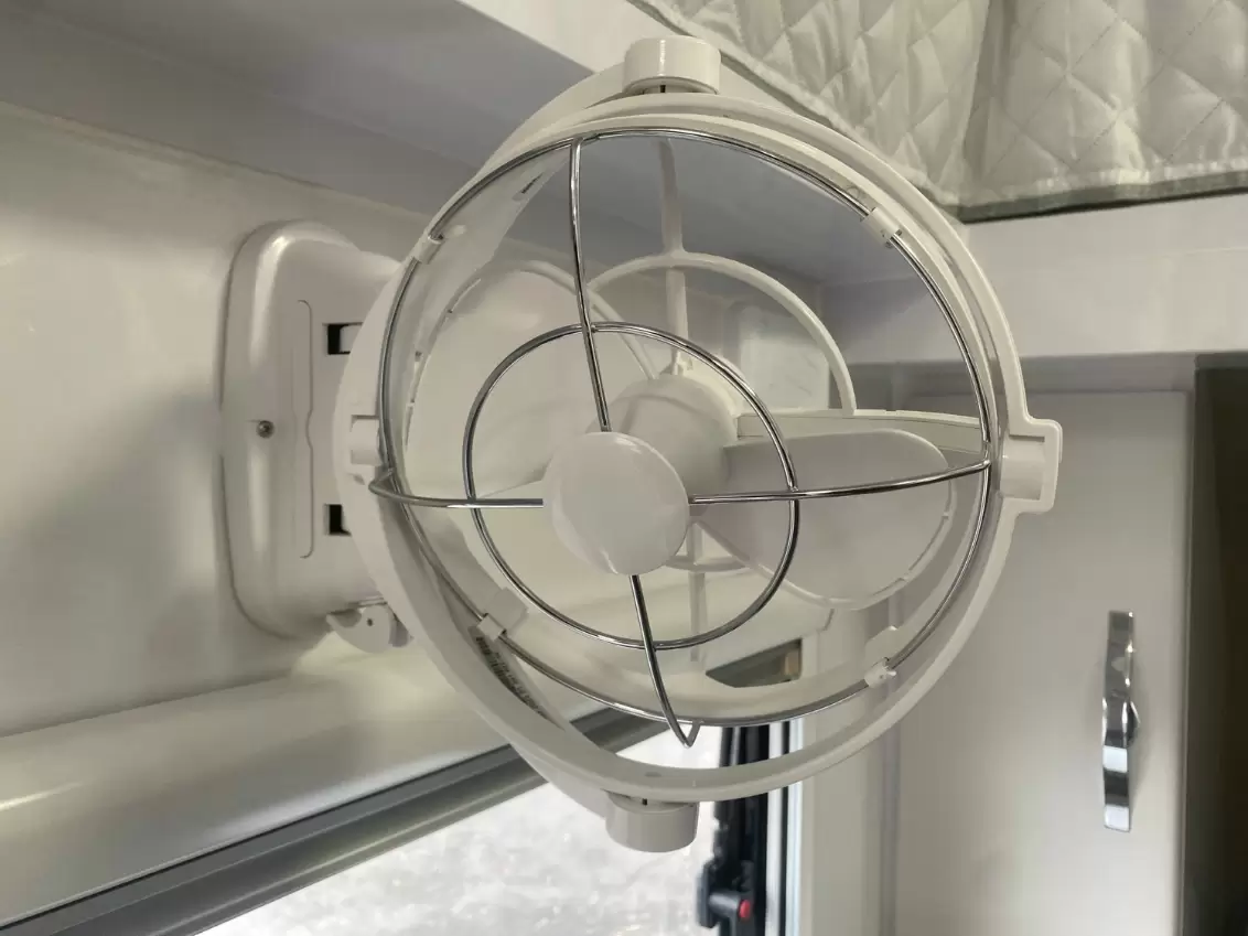 NEW 2025 SNOWY RIVER SRH16F 1 BUNK