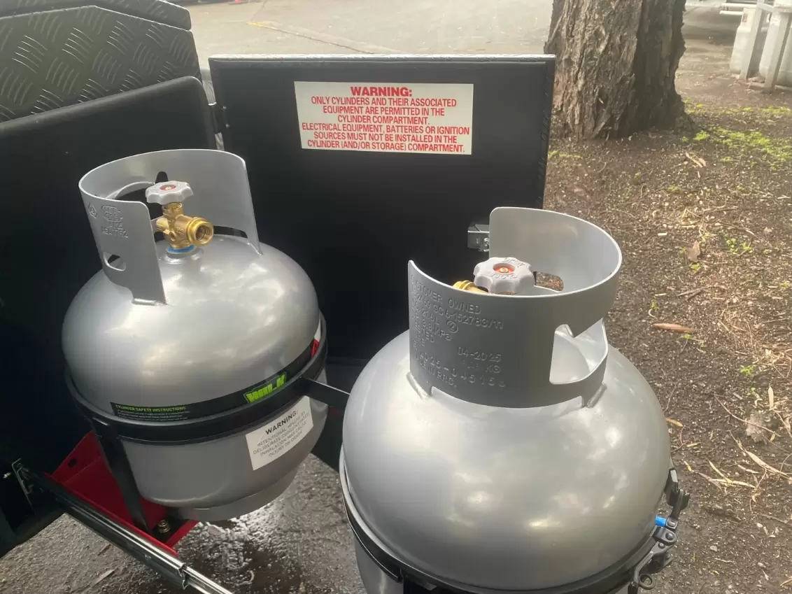 NEW 2025 SNOWY RIVER SRH16F 1 BUNK