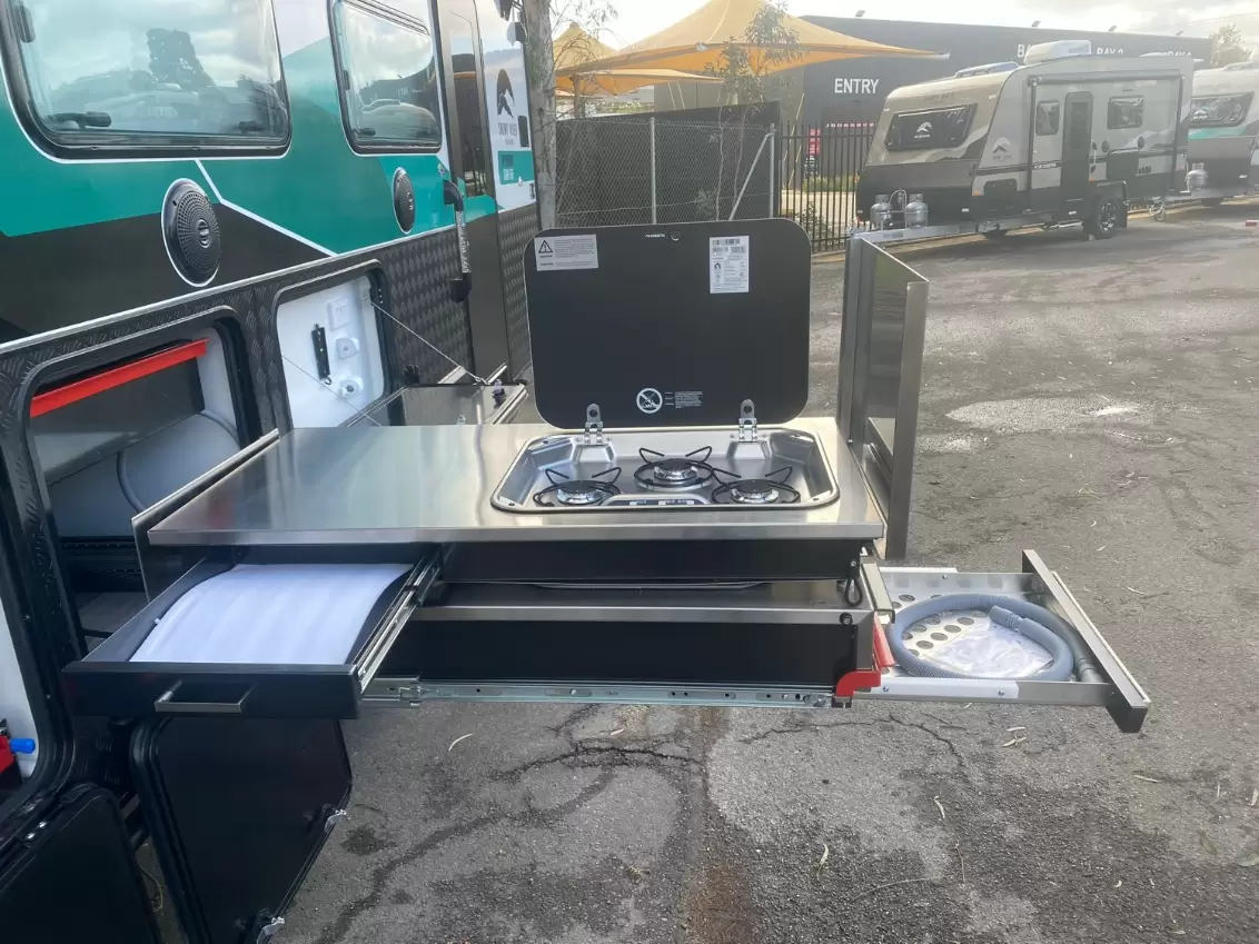 NEW 2025 SNOWY RIVER SRH16F 1 BUNK