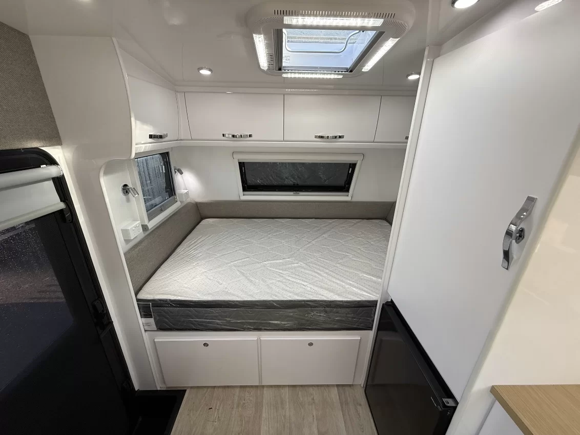 NEW 2025 SNOWY RIVER SRC16 caravan