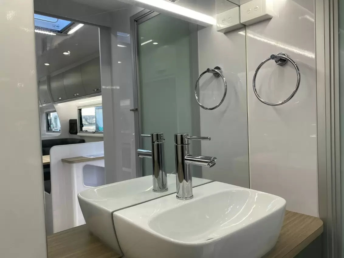 NEW 2025 SNOWY RIVER SRC22