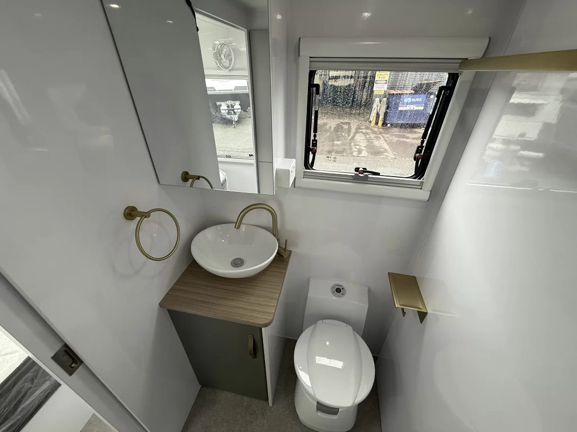 NEW 2025 SNOWY RIVER SRC24 caravan