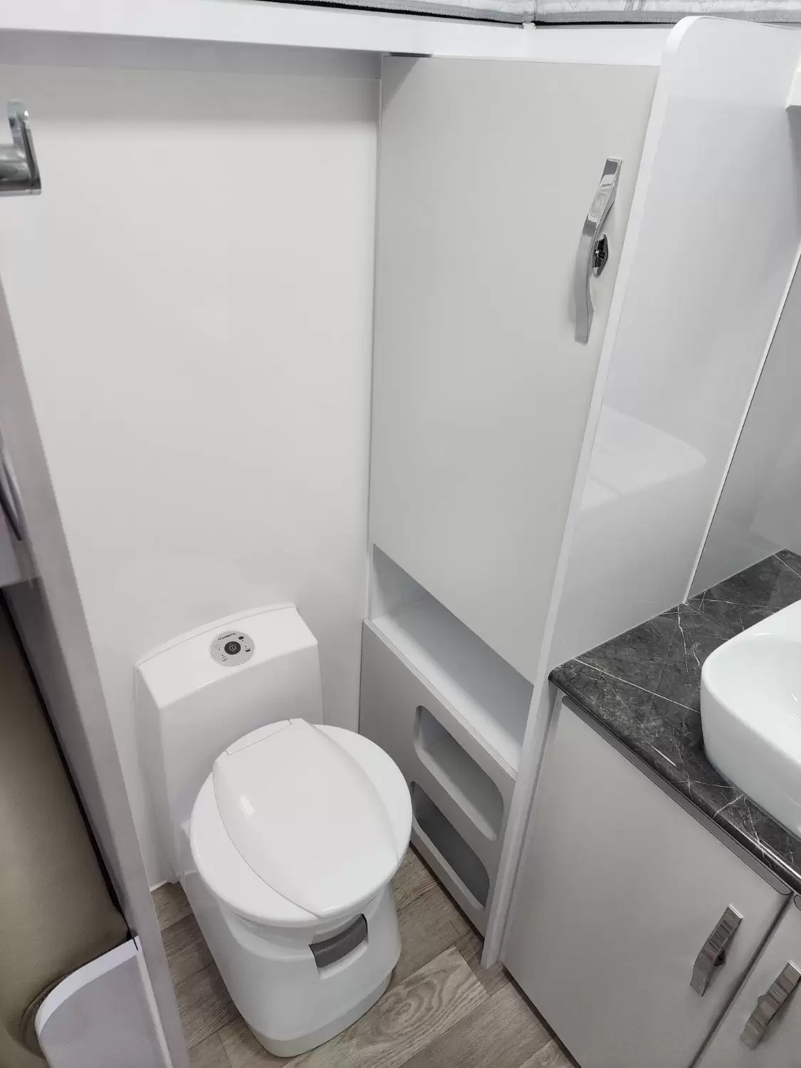 NEW 2025 SNOWY RIVER SRH16F 1 BUNK