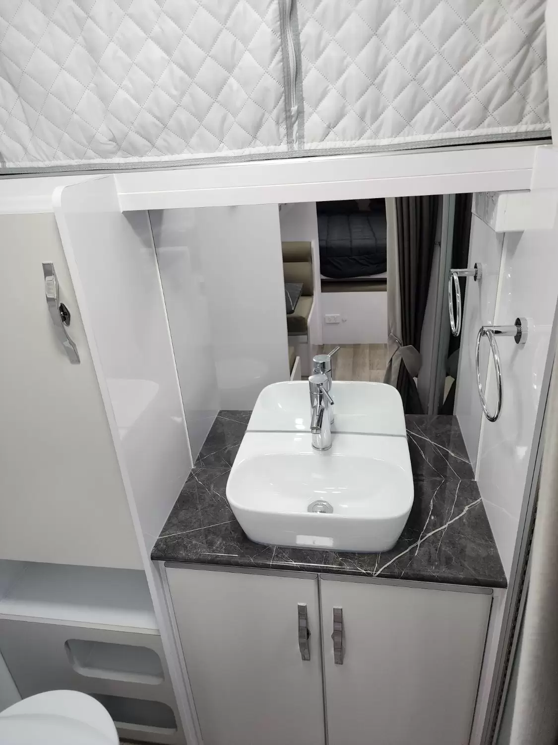 NEW 2025 SNOWY RIVER SRH16F 1 BUNK