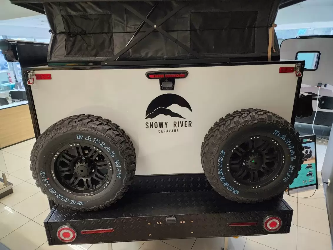 NEW 2025 SNOWY RIVER SRH16F 1 BUNK