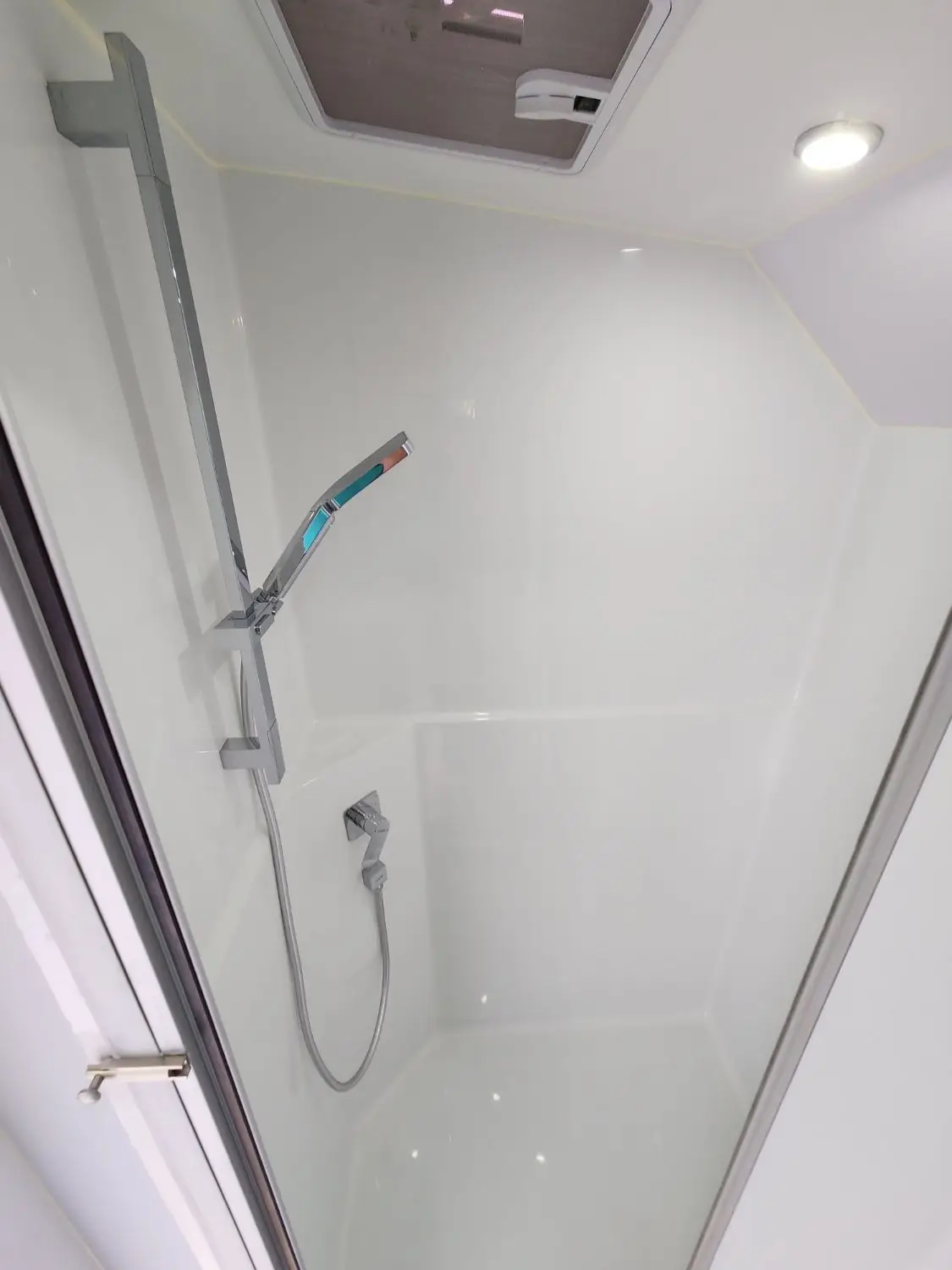 NEW 2025 SNOWY RIVER SRC19E