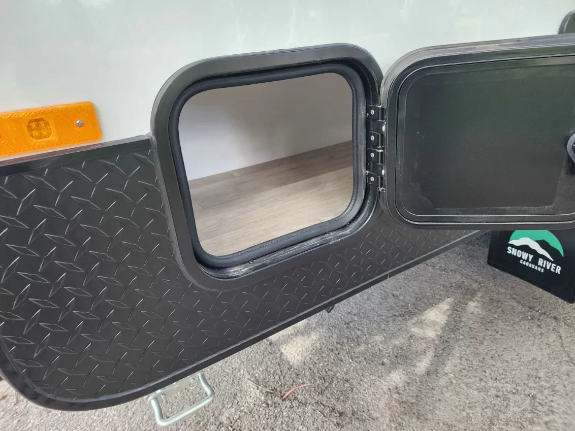 NEW 2025 SNOWY RIVER SRC19E caravan