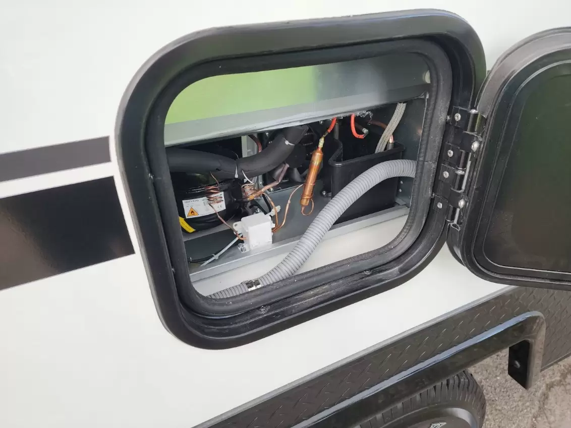 NEW 2025 SNOWY RIVER SRC19E