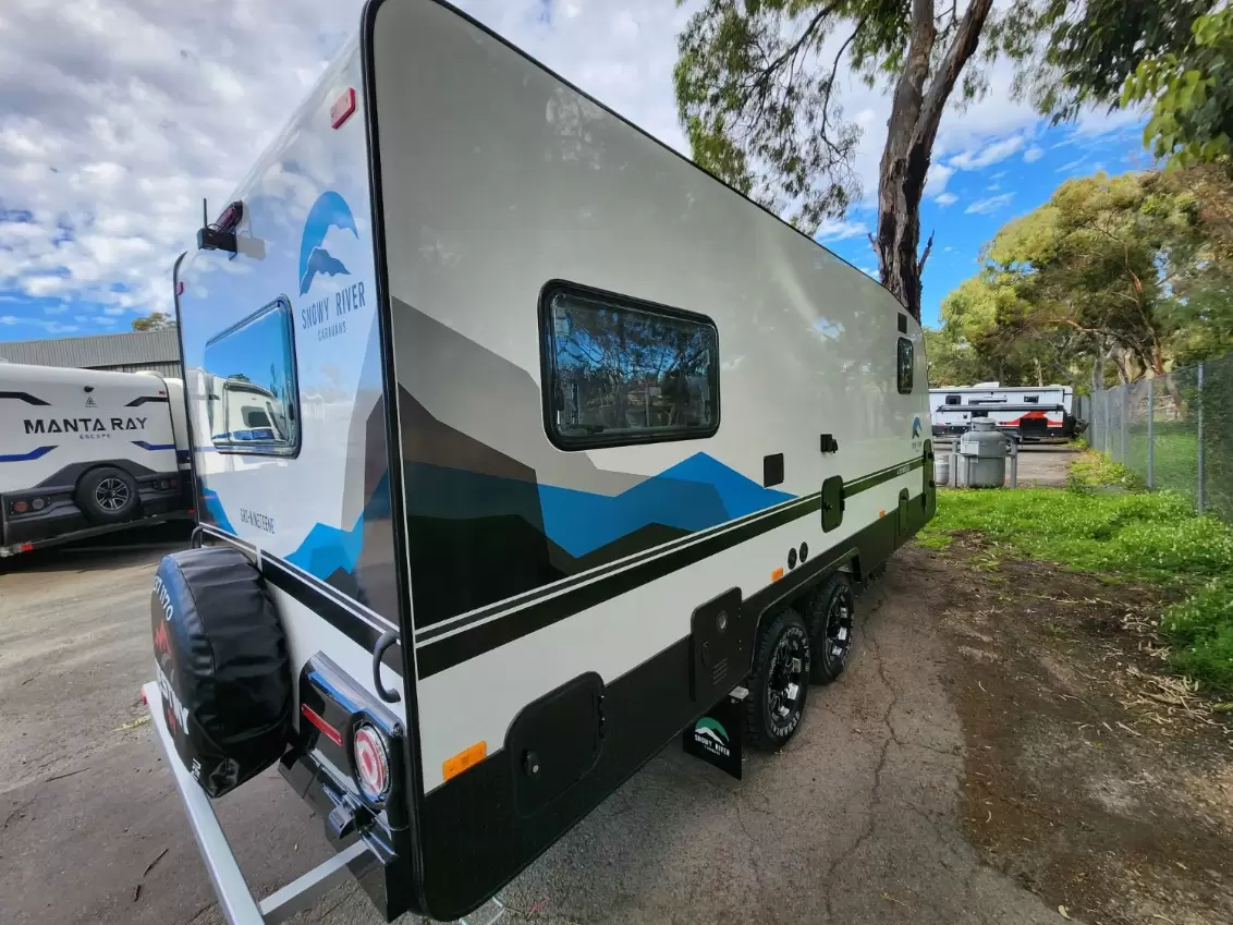 NEW 2025 SNOWY RIVER SRC19E