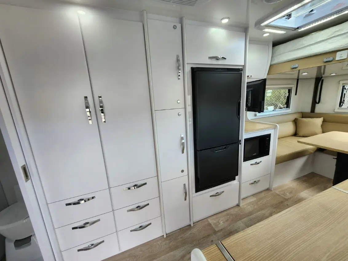 NEW 2025 SNOWY RIVER SRC19E