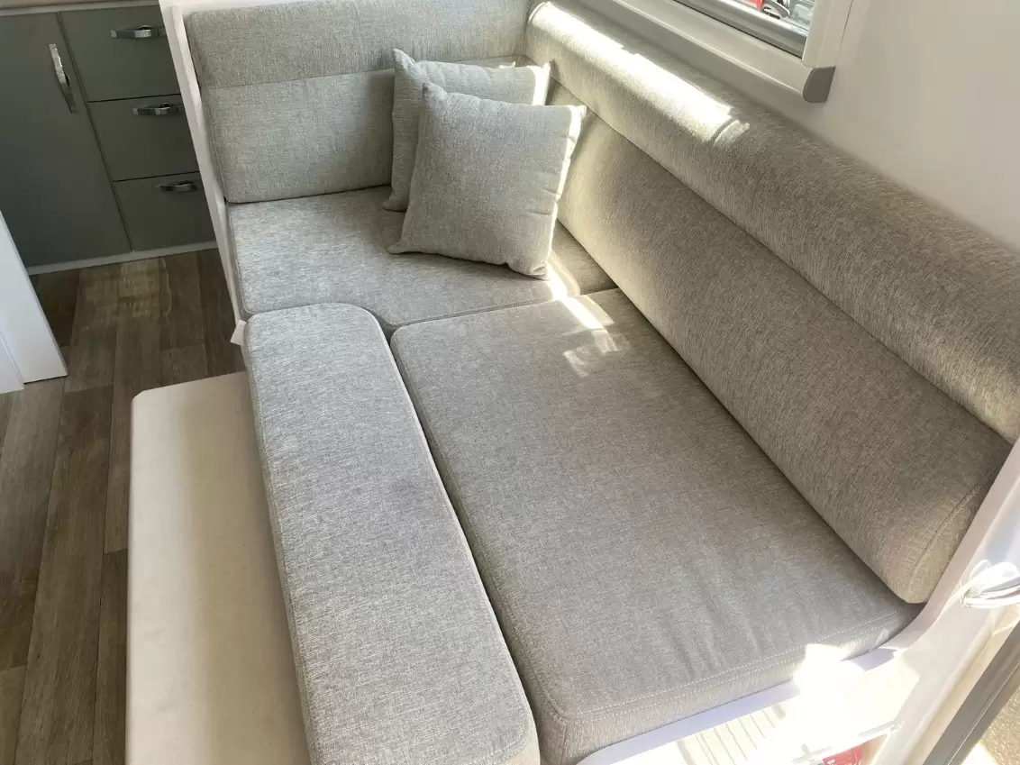 NEW 2025 SNOWY RIVER SRC16