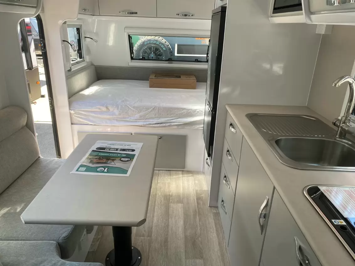 NEW 2025 SNOWY RIVER SRC16