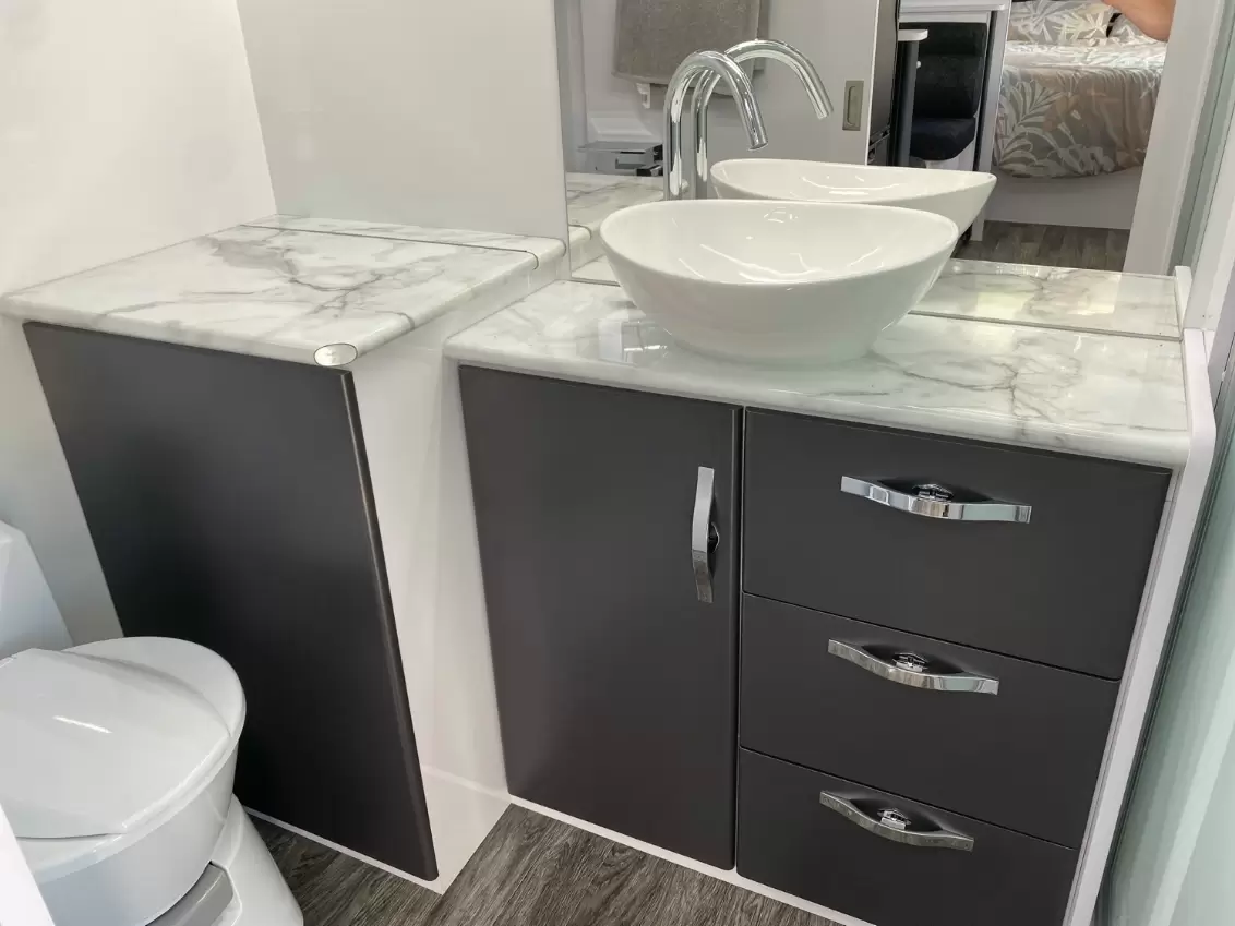 NEW 2025 SNOWY RIVER SRC21S