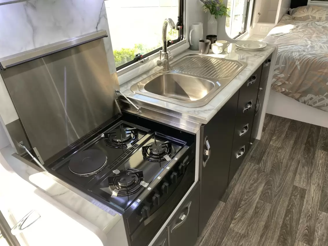 NEW 2025 SNOWY RIVER SRC21S