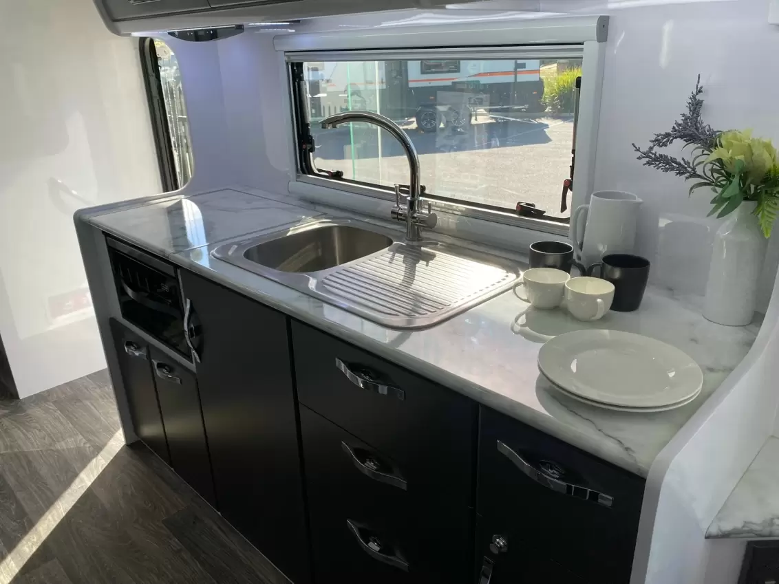 NEW 2025 SNOWY RIVER SRC21S