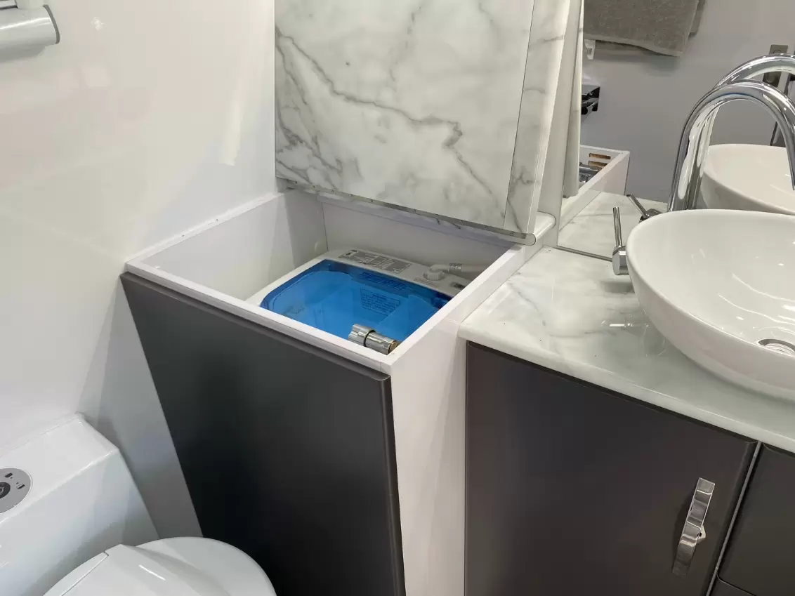 NEW 2025 SNOWY RIVER SRC21S