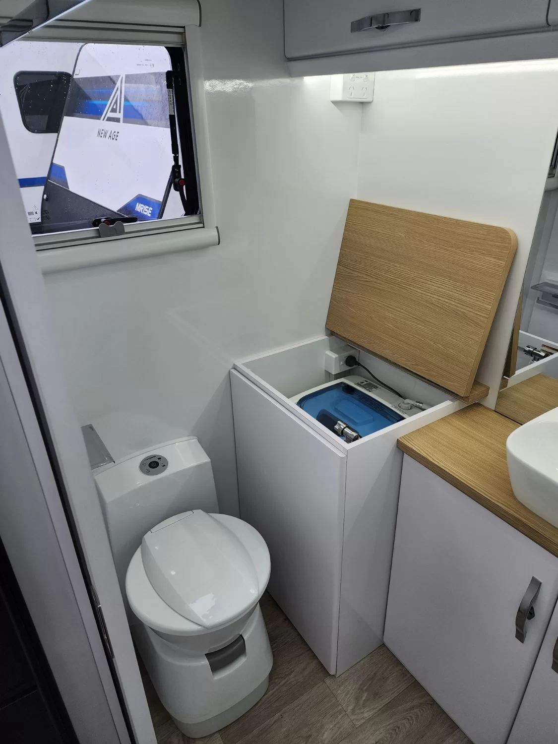 NEW 2025 SNOWY RIVER SRC21 caravan