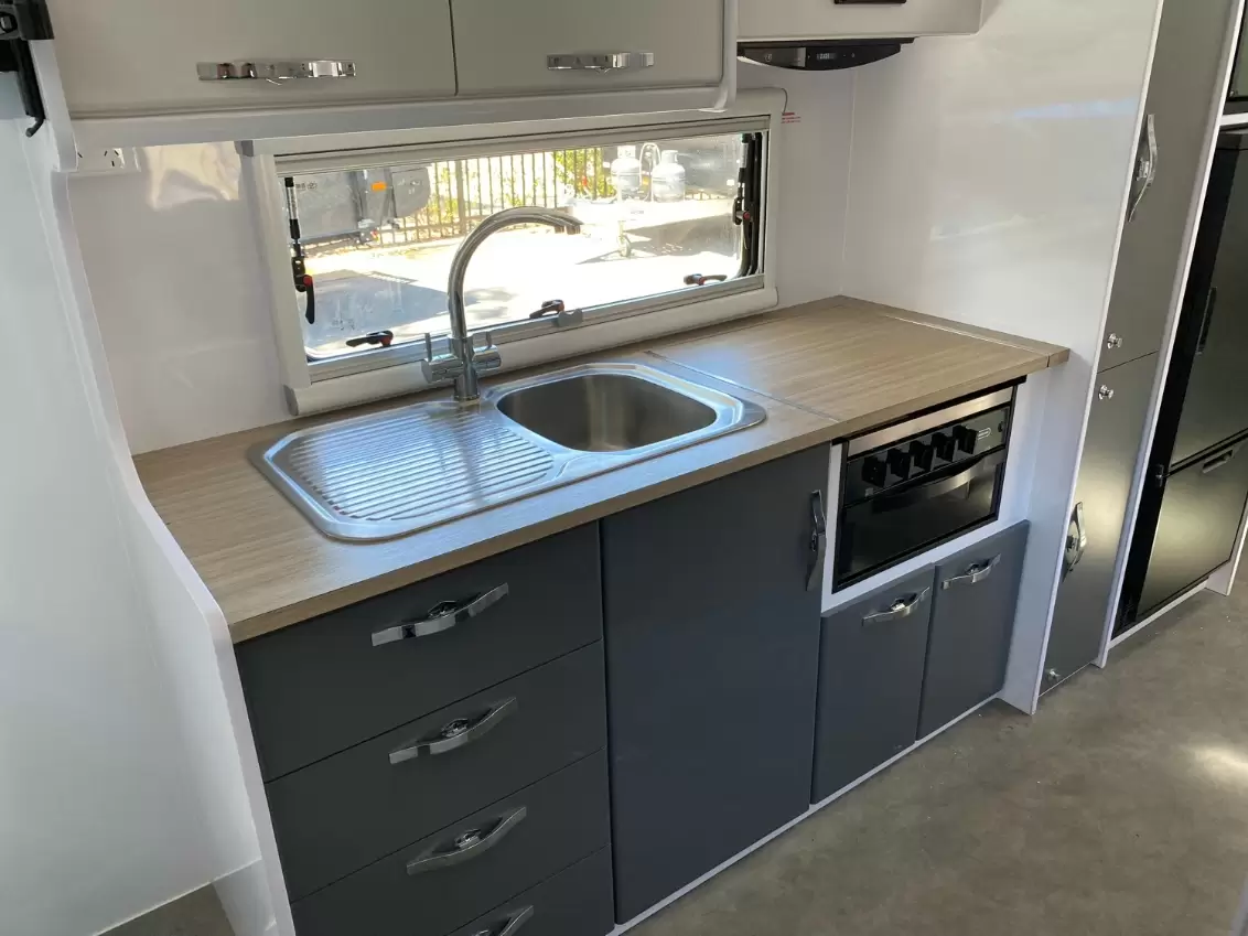 NEW 2025 SNOWY RIVER SRP20