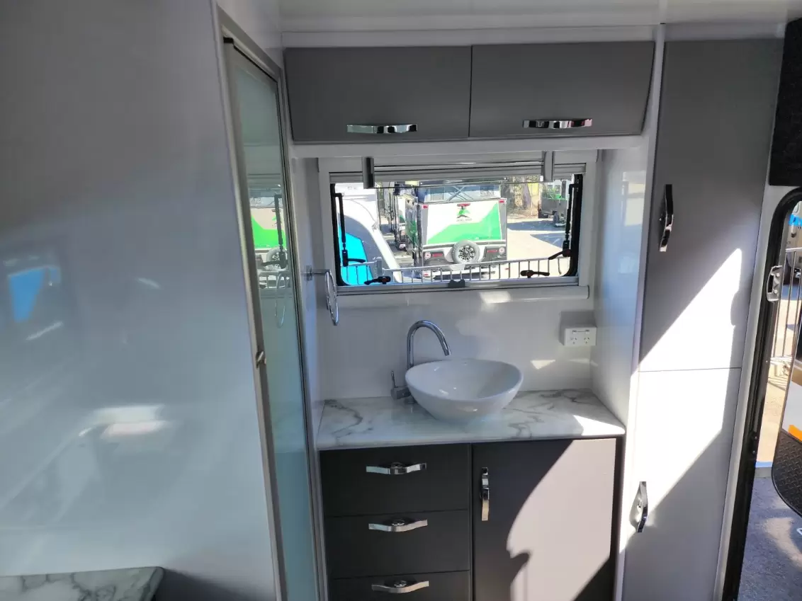 NEW 2025 SNOWY RIVER SRC14