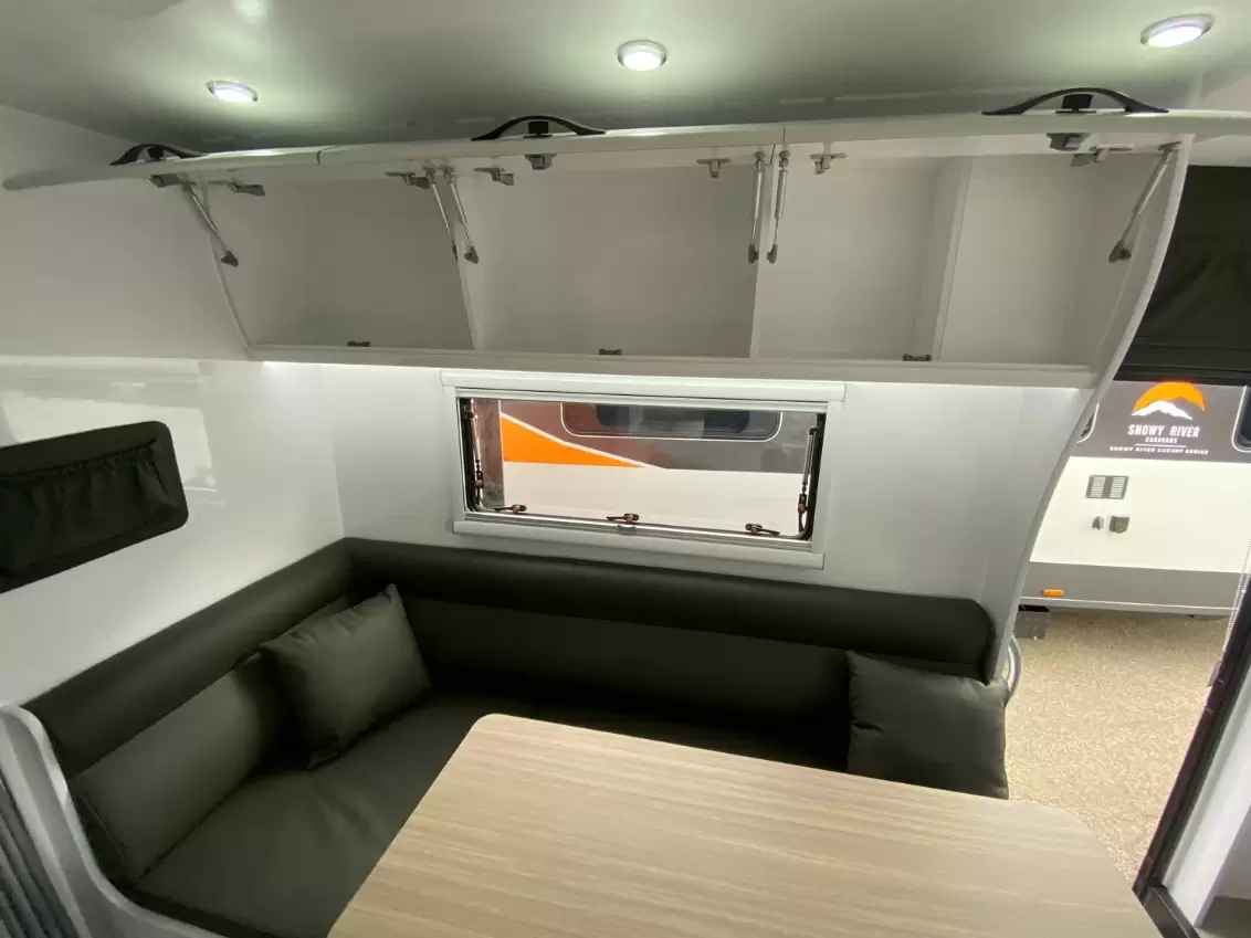 NEW 2026 SNOWY RIVER SRC22F 3 BUNKS
