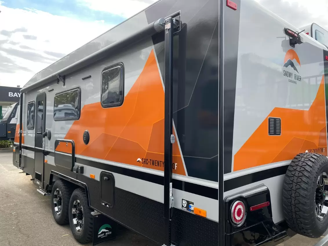 NEW 2026 SNOWY RIVER SRC22F 3 BUNKS