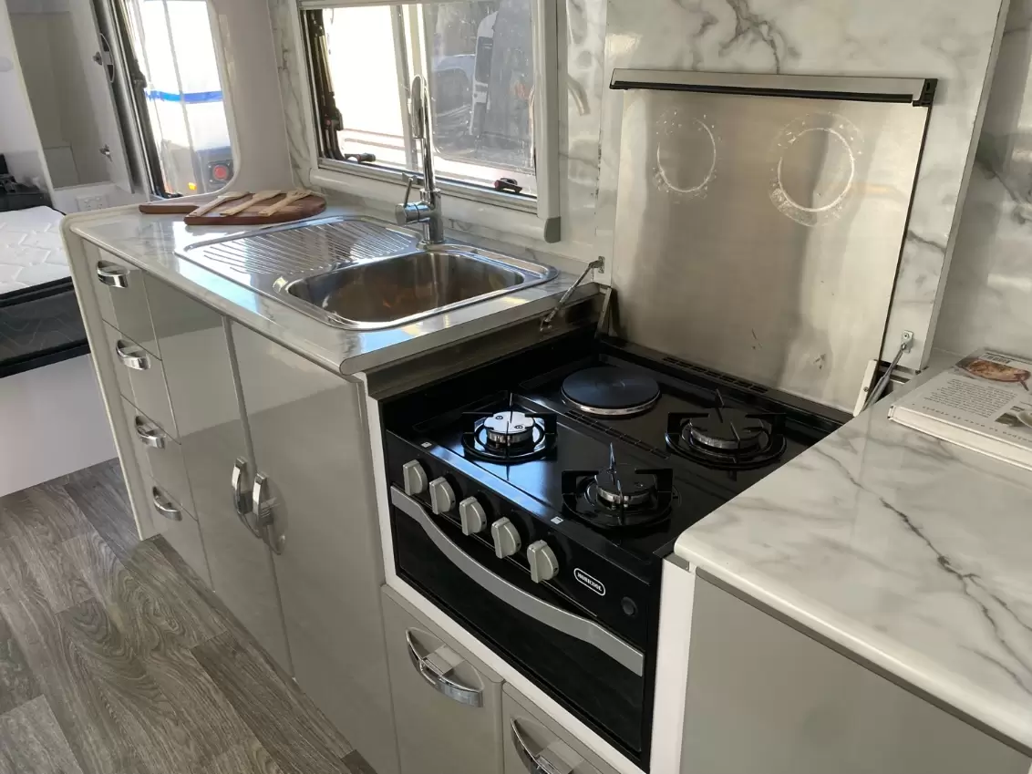 USED 2023 SNOWY RIVER SRC23