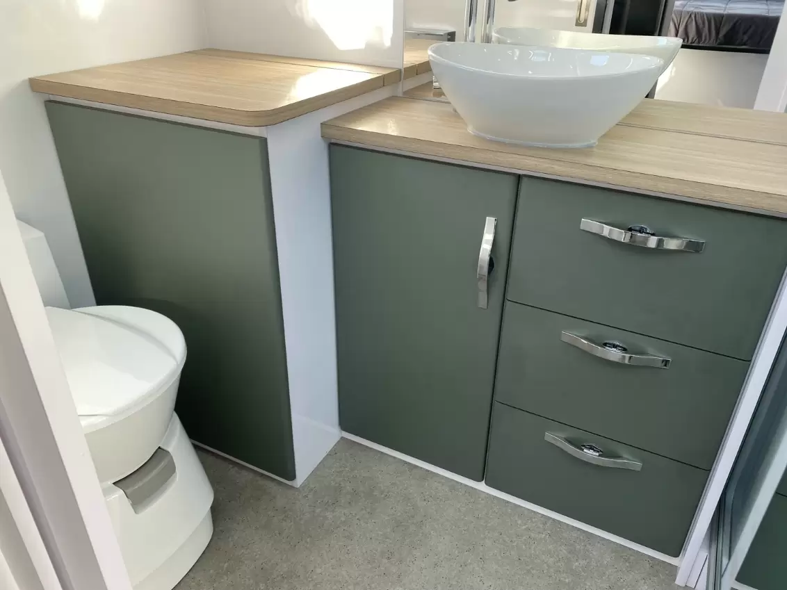 NEW 2026 SNOWY RIVER SRC22S