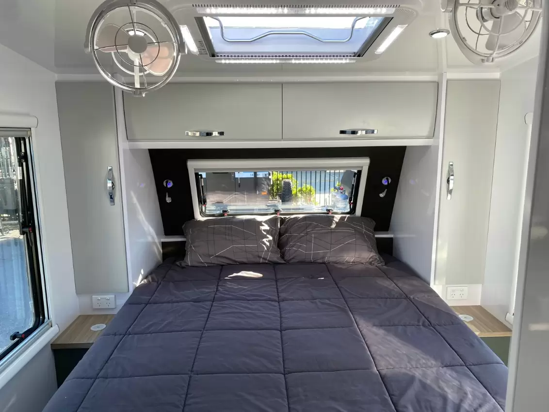 NEW 2026 SNOWY RIVER SRC22S