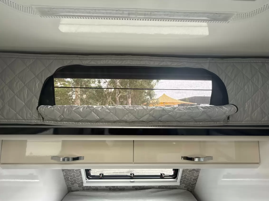 USED 2023 SNOWY RIVER SRP19