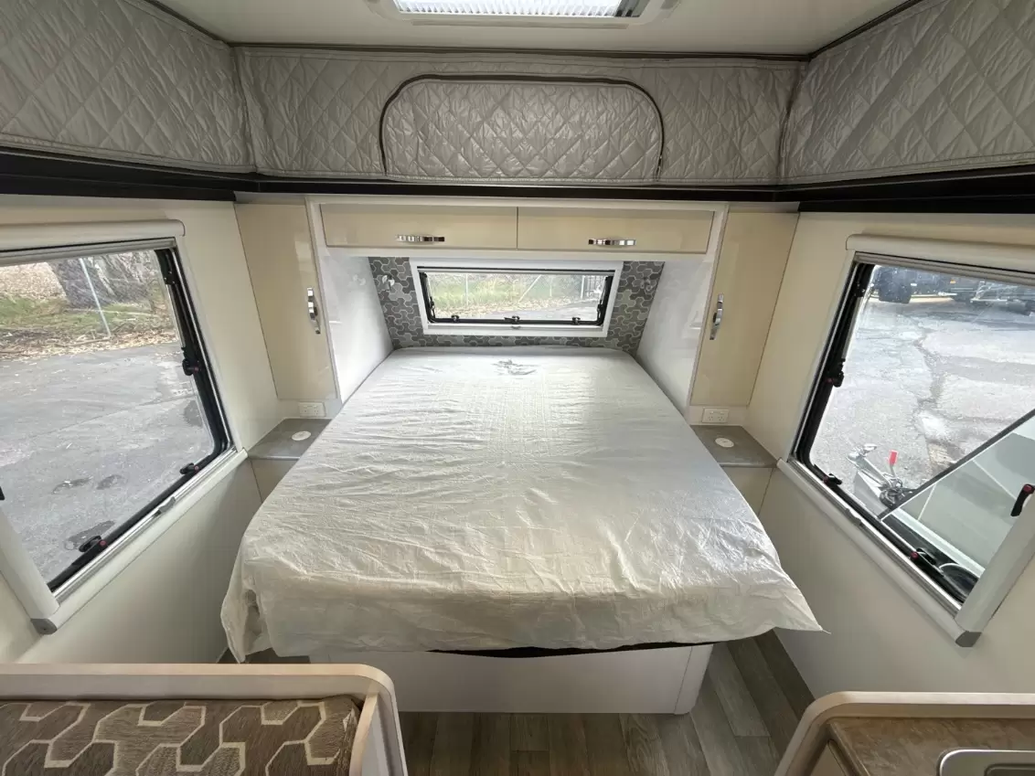 USED 2023 SNOWY RIVER SRP19