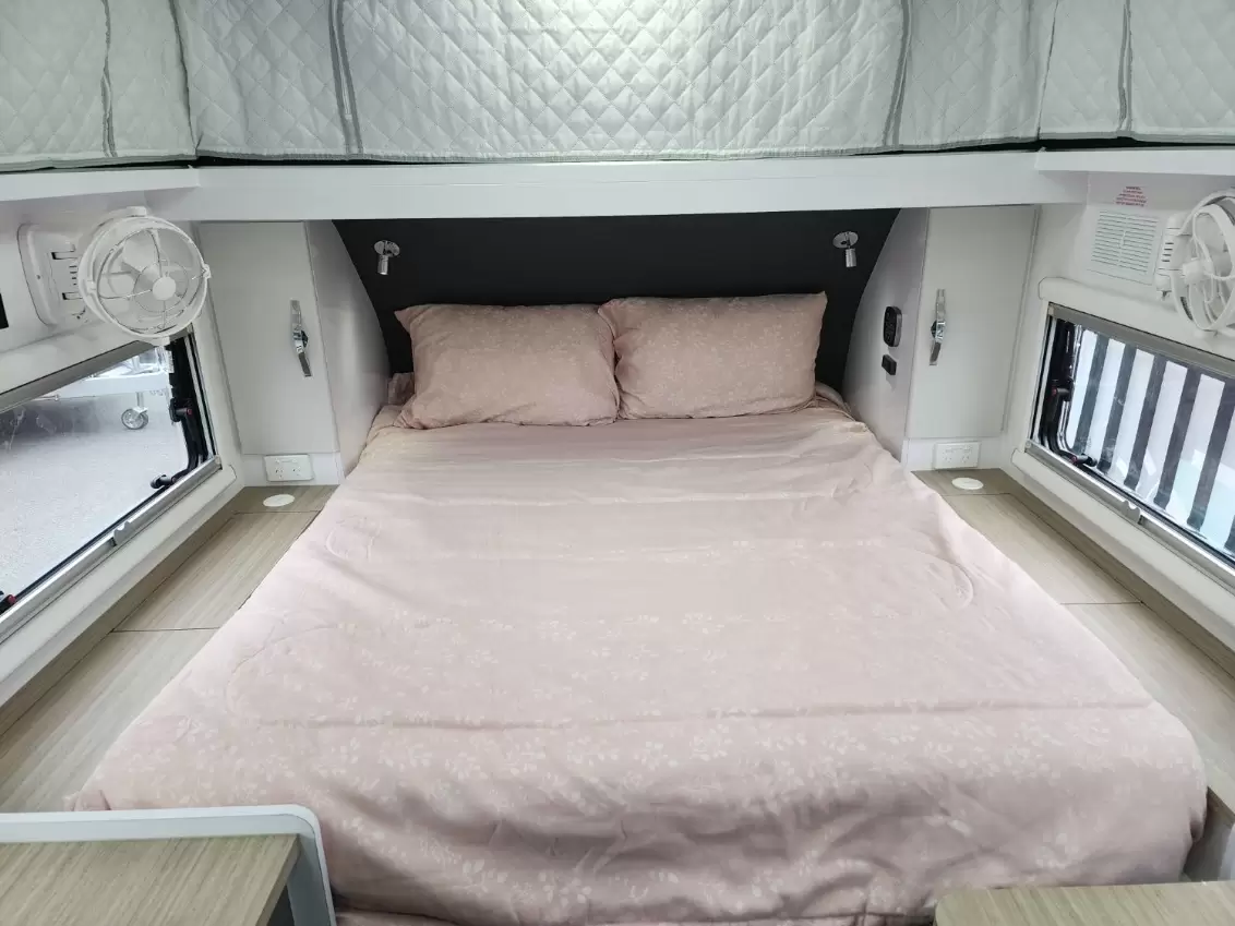 NEW 2025 SNOWY RIVER SRH15F 2BUNKS