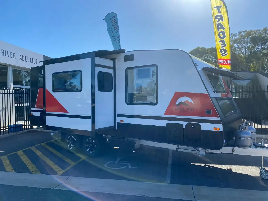 NEW 2026 SNOWY RIVER SRC22S