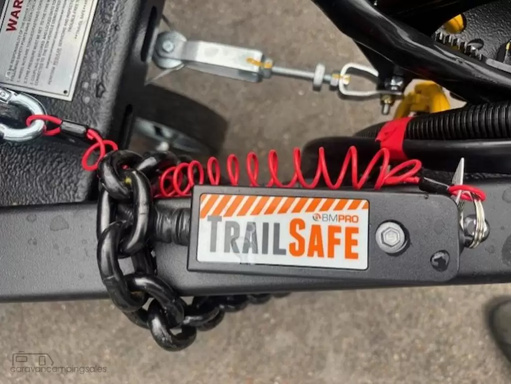 NEW 2025 CRUSADER XCOUNTRY MAD MAX