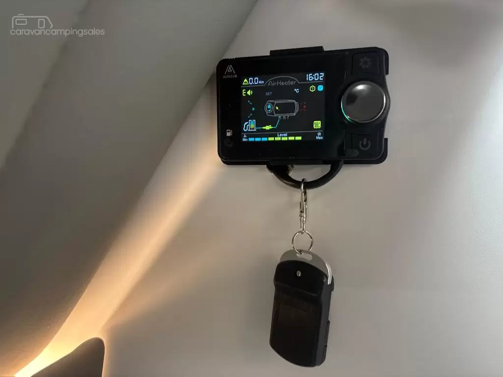 NEW 2025 CRUSADER XCOUNTRY MAD MAX