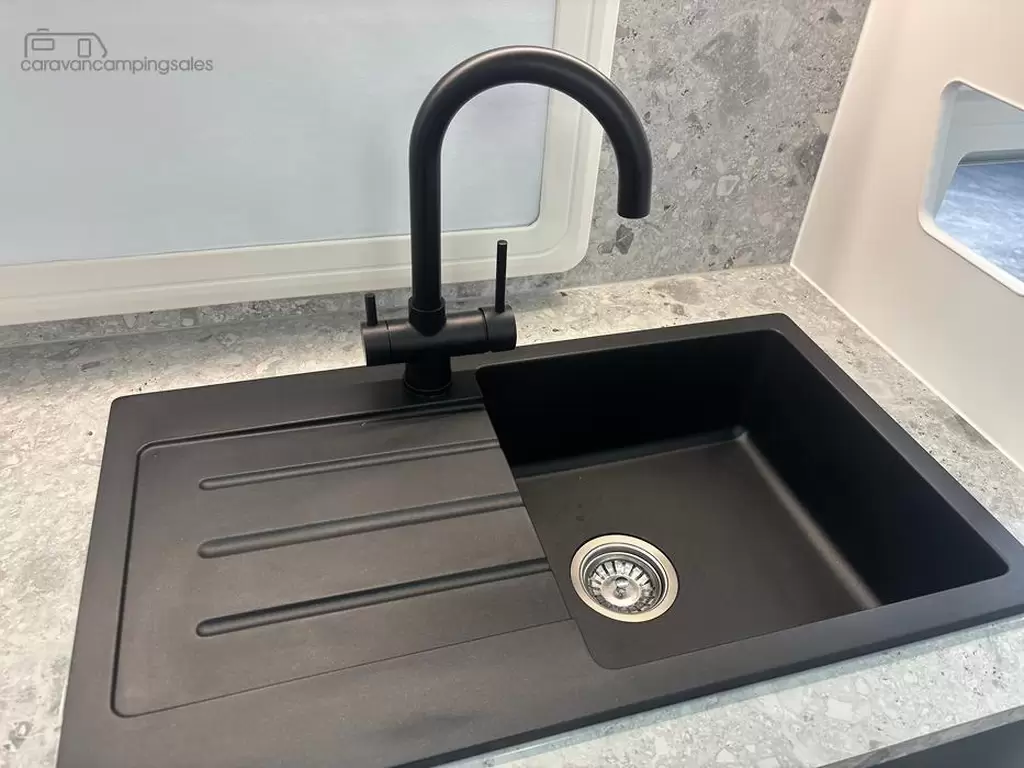 NEW 2025 CRUSADER XCOUNTRY MAD MAX