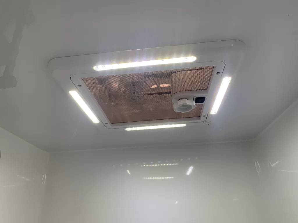 NEW 2025 CRUSADER MUSKETEER EMPRESS caravan