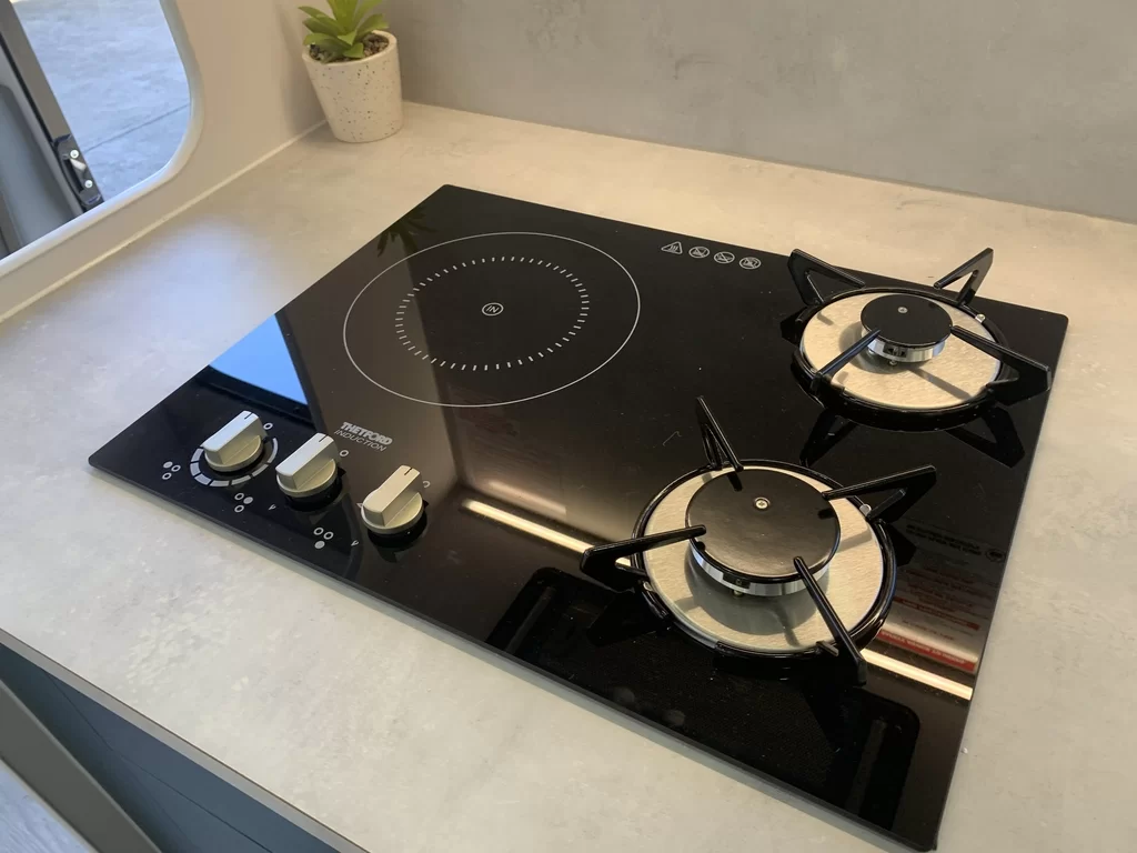 NEW 2025 CRUSADER MUSKETEER EMPRESS caravan