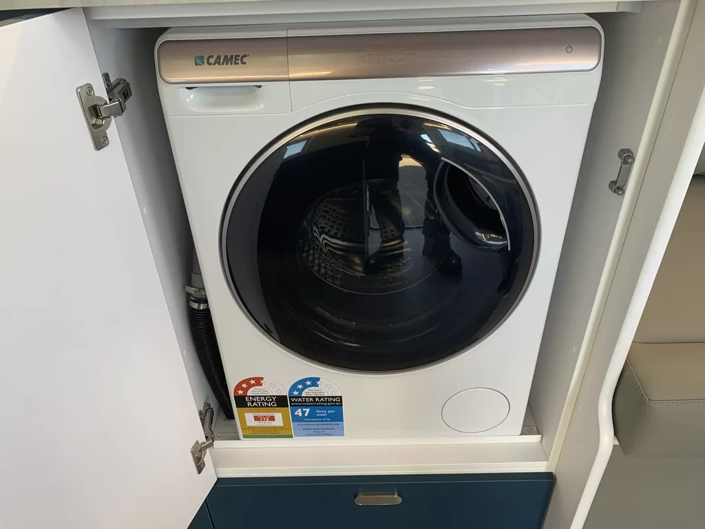 NEW 2025 CRUSADER MUSKETEER EMPRESS caravan