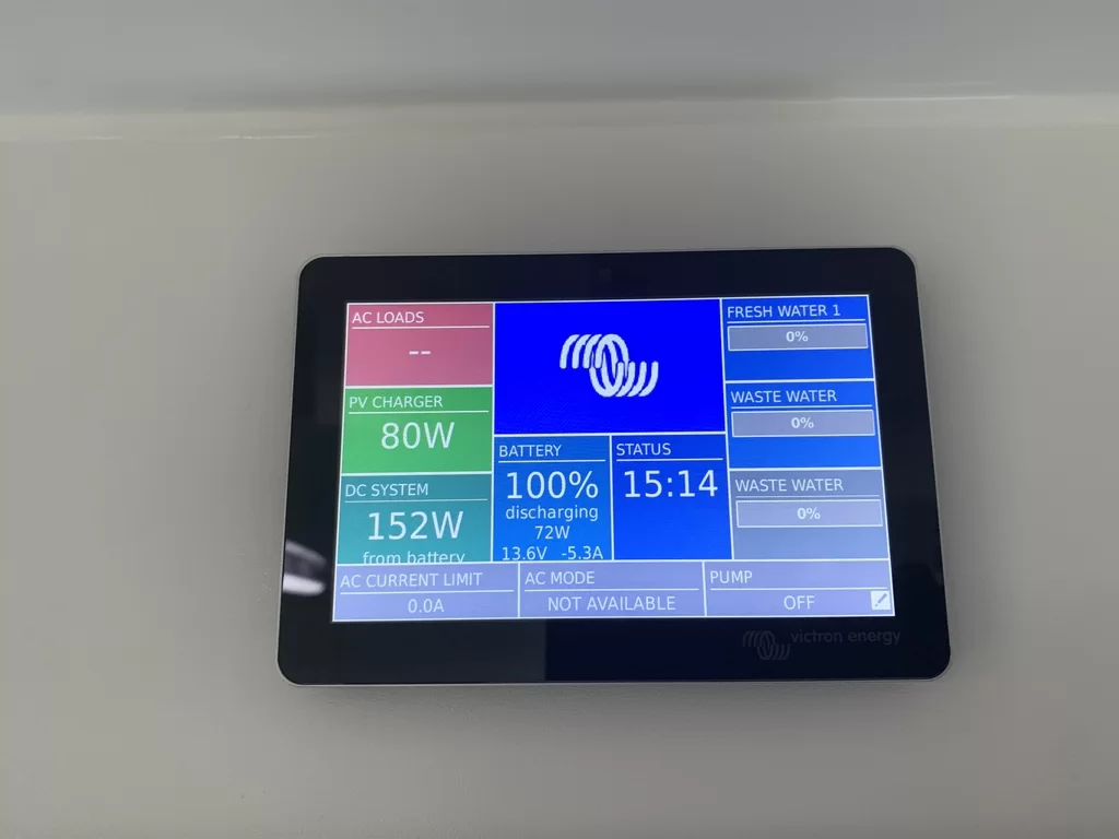 NEW 2025 CRUSADER MUSKETEER EMPRESS caravan