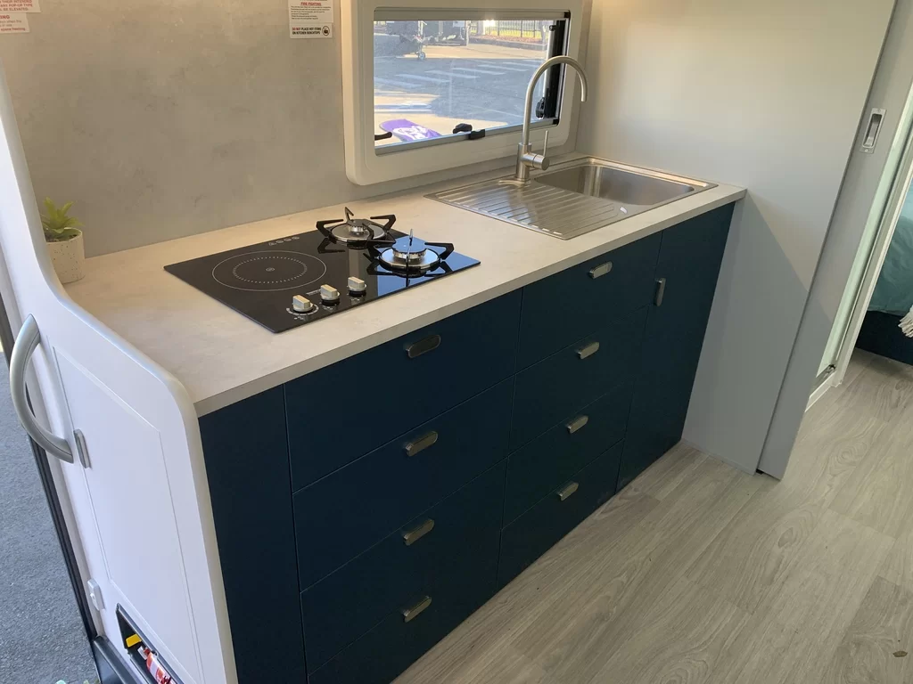 NEW 2025 CRUSADER MUSKETEER EMPRESS caravan