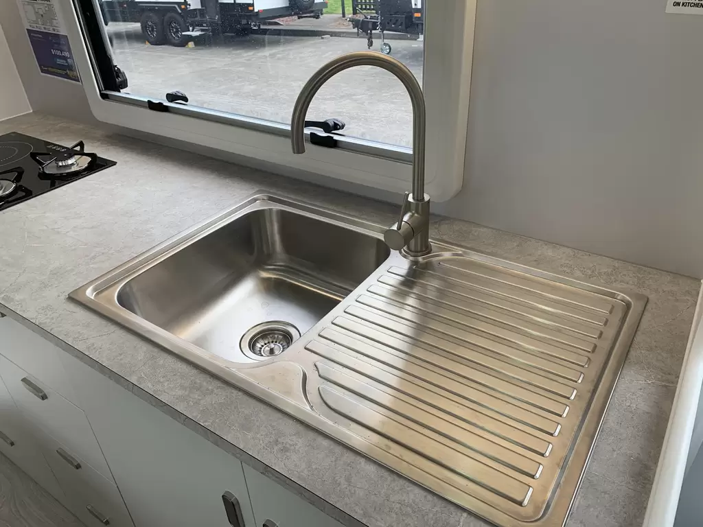 NEW 2025 CRUSADER MUSKETEER TREVILLE