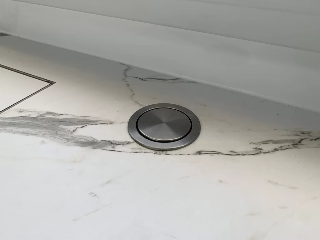 NEW 2025 DREAMHAVEN 18 SERIES SUPER X caravan