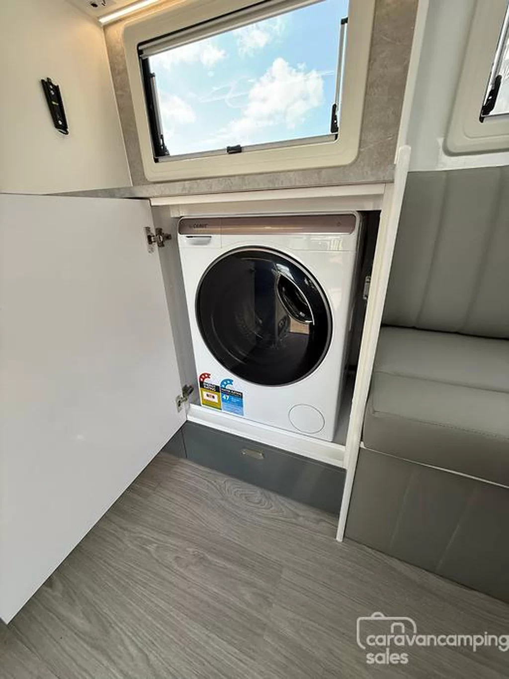 NEW 2025 CRUSADER EXCALIBUR PRINCE caravan