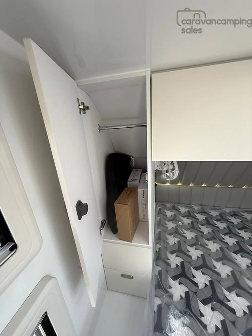 NEW 2025 CRUSADER EXCALIBUR PRINCE caravan