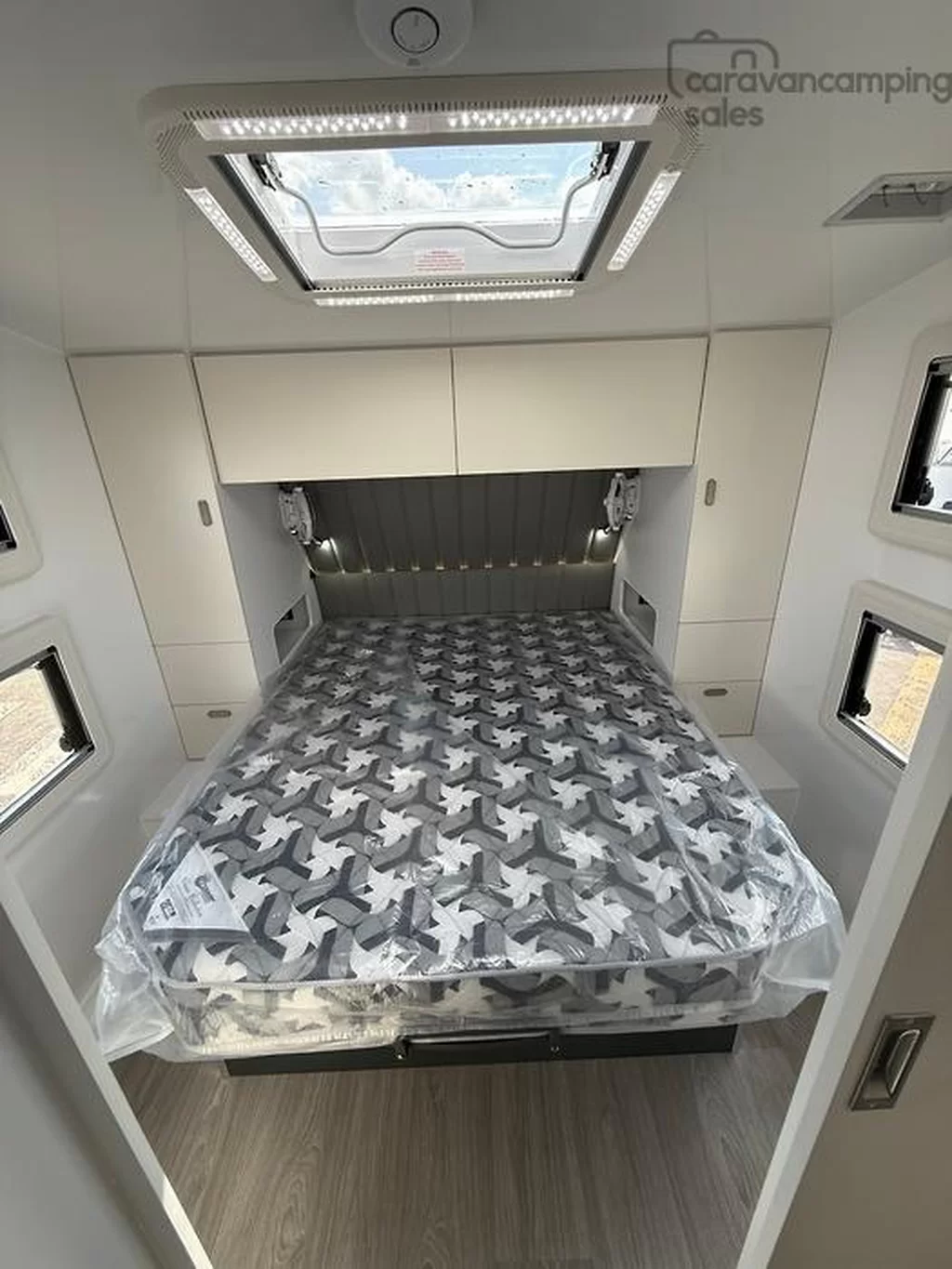 NEW 2025 CRUSADER EXCALIBUR PRINCE caravan