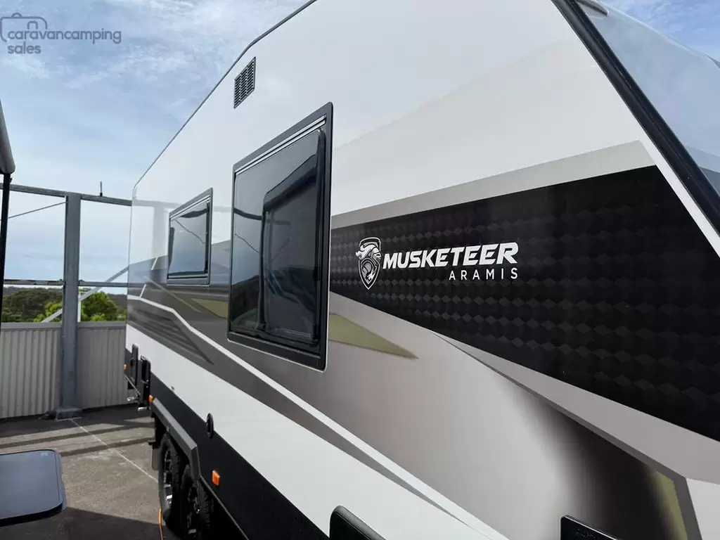 NEW 2025 CRUSADER MUSKATEER ARAMIS