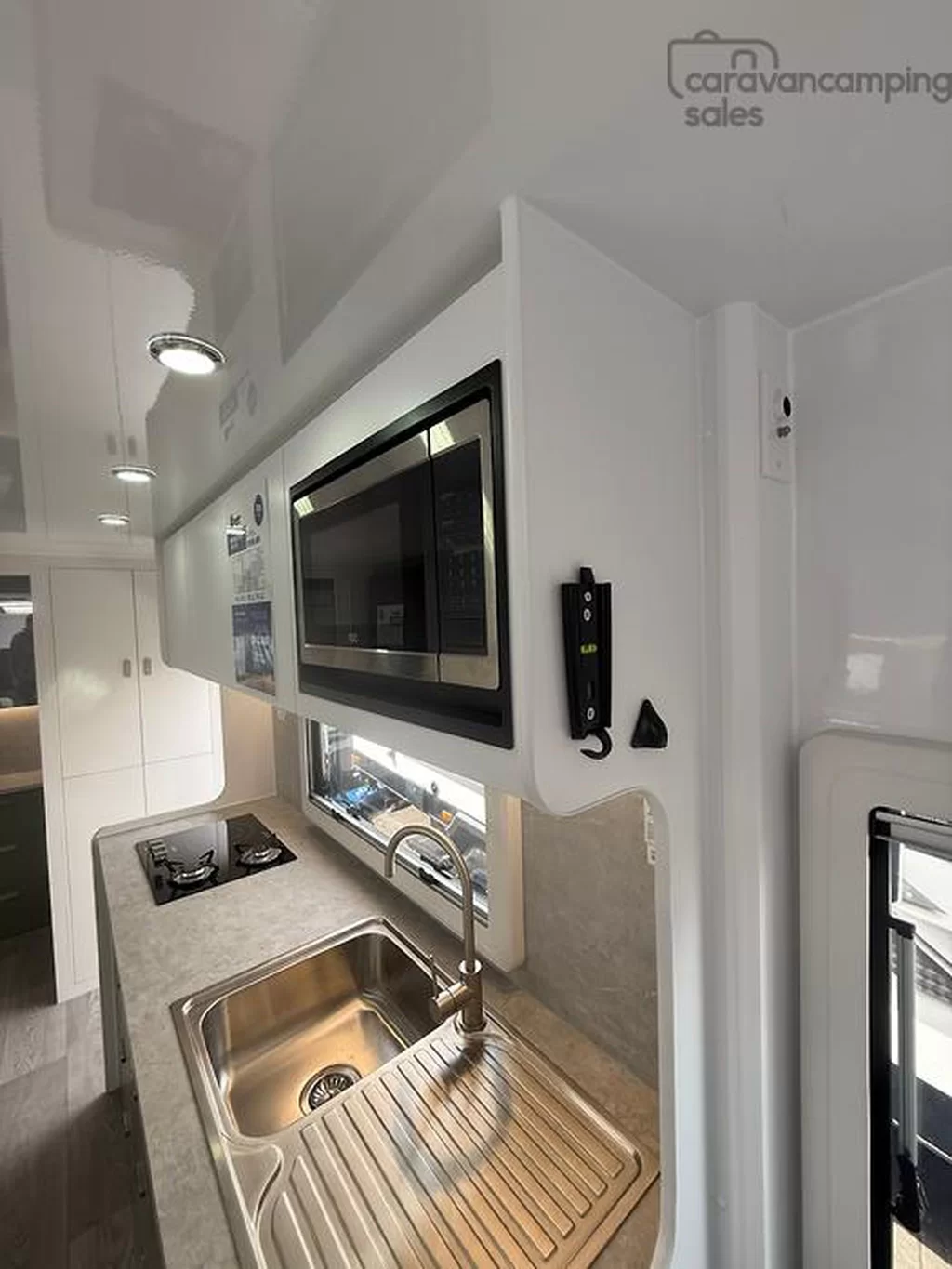 NEW 2025 CRUSADER MUSKATEER ARAMIS caravan