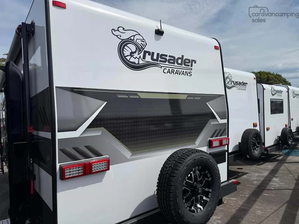 NEW 2025 CRUSADER MUSKATEER ARAMIS caravan